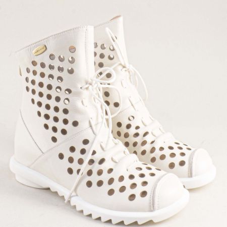 Фешън дамски летни боти на нисък ток LAURA VITA в бежова естествена кожа 0006711b