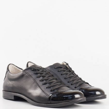 Дамски ежедневни обувки произведени от висококачествена естествена кожа на утвърден български производител в черен цвят 0213chlch