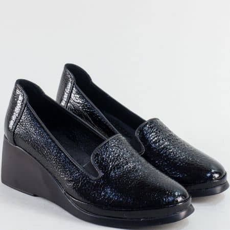 Черен лак дамска обувка холандски ток 025569lch
