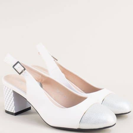 Елегантни дамски сандали в бяло на висок ток 029221b