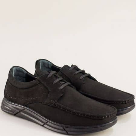 Равни мъжки обувки в черно с връзки от естествен набук 03002nch