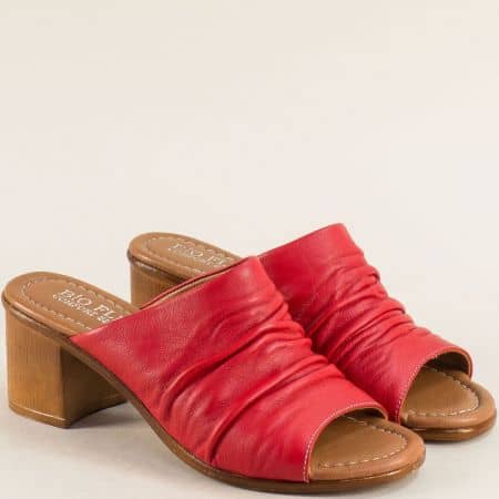 Дамски чехли естествена кожа в червено на среден ток 06115chv