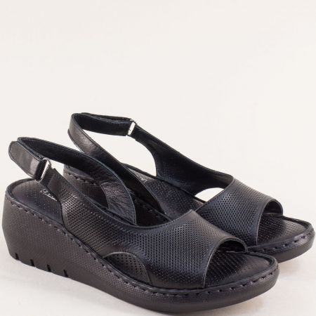 Всекидневни дамски сандали на платформа в черна кожа 10031613ch