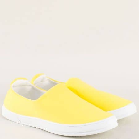 Дамски спортни обувки в жълт цвят с два ластика 1010j