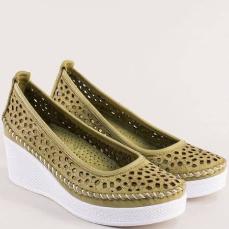 Дамски обувки с перфорация естествена кожа в зелено 10214810z