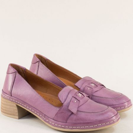 Кожени дамски обувки с декорация в лилав цвят 10294l