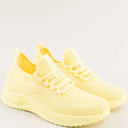 Текстилни дамски маратонки в жълт цвят 138363j