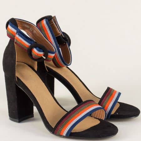 Стилни дамски сандали в черен цвят с цветни каишки 1386083vch
