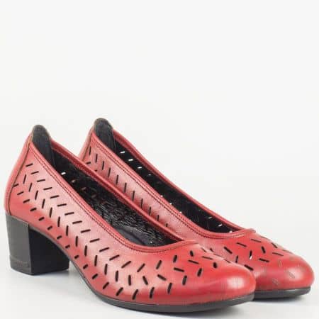 Български дамски обувки на среден ток с кожена анатомична стелка от перфорирана естествена кожа в цвят бордо- Nota Bene   14277916bd