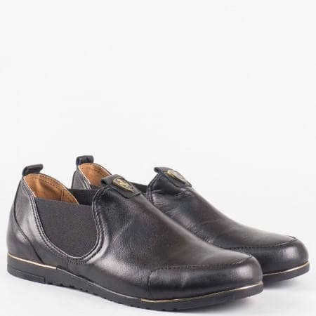 Дамски ежедневни обувки от изцяло 100% естествена кожа с ластици на български производител в черен цвят 1501455ch