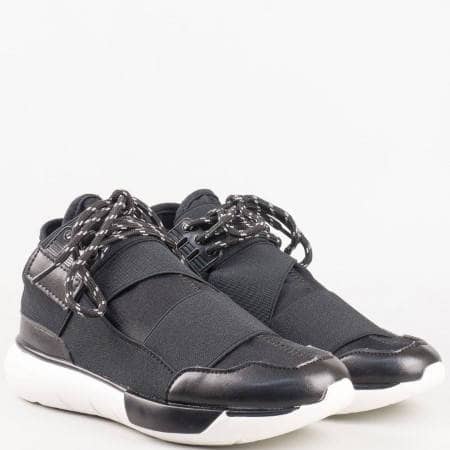 Спортни дамски обувки с ластик и връзки в черно и бяло 16009261ch