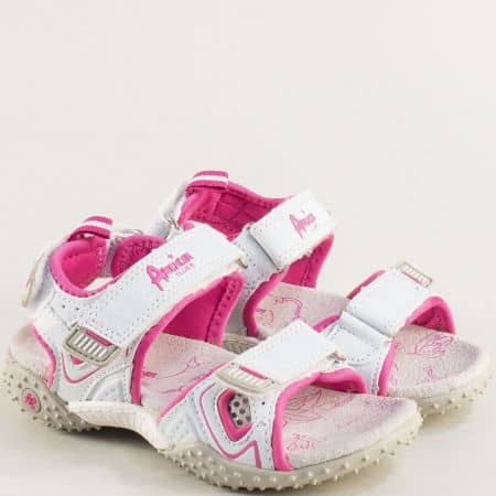 Детски бели сандали с розова декорация на равно ходило 16173-30b