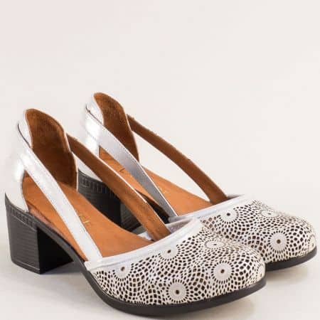  Кожени дамски обувки с лазерна перфорация в бял цвят 16259sb