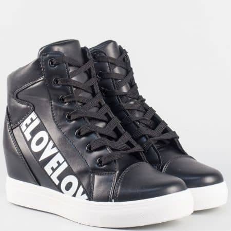 Дамски спортни обувки на скрита платформа с връзки в черен цвят 164005ch