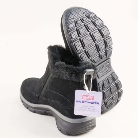 SKECHERS дамски боти на комфортно ходило с декоративен цип и пух