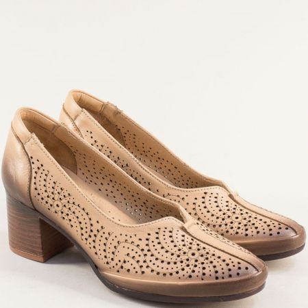 Бежови дамски обувки с лазерна перфорация естествена кожа 1911930bj