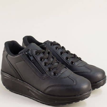 Дамски спортни обувки в черен цвят 1985-40ch