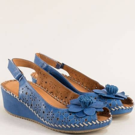 Сини кожени дамски сандали на платформа с цвете 20214062s