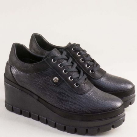 Черни дамски обувки с ефектна кожа на платформа 2030559ch