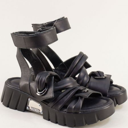 Модерни дамски сандали на платформа в черна кожа 221221ch