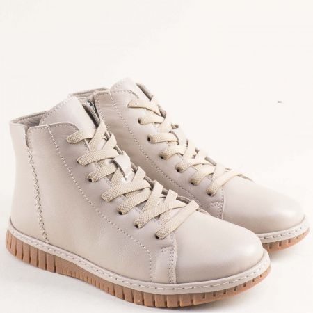 Комфортни дамски боти на спортно ходило в сива естествена кожа 23661sv