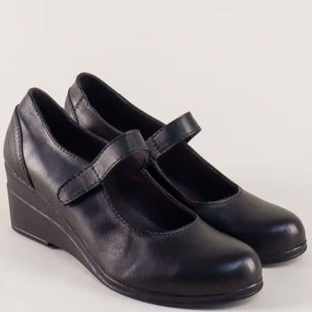 Дамски обувки на клин ходило с лепка в черен цвят 2617192ch