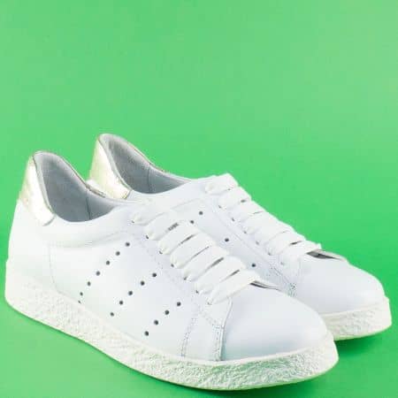 Спортни дамски обувки от естествена кожа в бяло и сребристо 27031bsr
