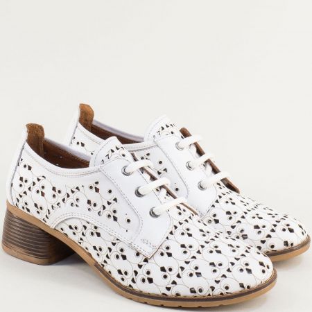 Ежедневни бели обувки на среден ток естествена кожа 28742b