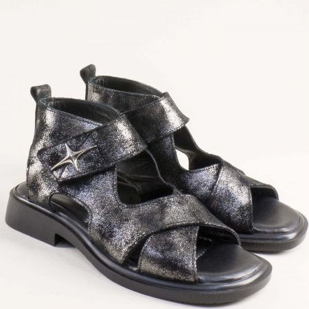 Фешън дамски сандали с атрактивен дизайн със сребрист блясък 300525chsr