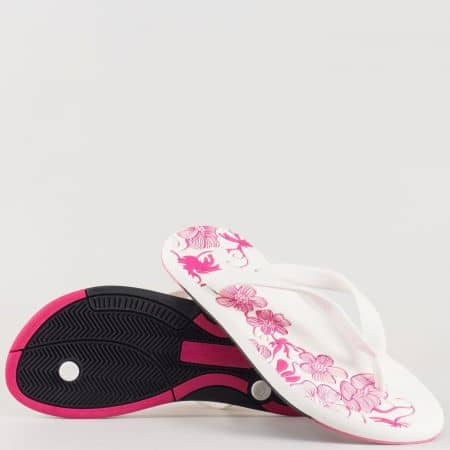 Гъвкави дамски джапанки с лента между пръстите и флорални мотиви- GRAND ATTACK в бяло и розово 30132b