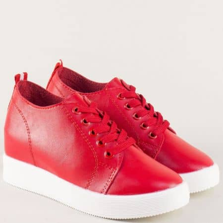 Дамски спортни обувки в червен цвят на платформа 315001chv
