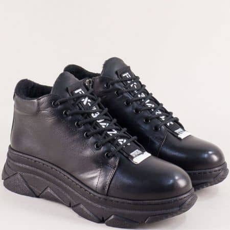 Спортни зимни дамски обувки в черен цвят от кожа 3180ch