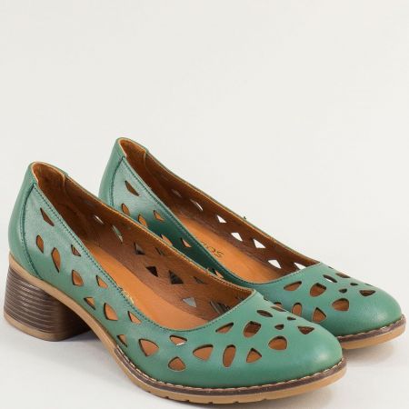 Ежедневни дамски обувки на нисък ток в зелена кожа 35442z