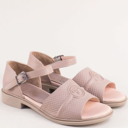 Комфортни дамски сандали в бежов цвят естествена кожа 387183bj