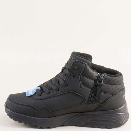 Комфортни дамски сникърси с мемори стелка в черно SKECHERS