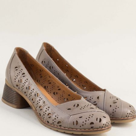 Бежови дамски обувки от естествена кожа на среден ток  46249tbj