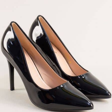 Дамски обувки на висок ток от черен лак 525071lch