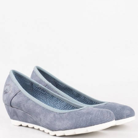 Дамски комфортни обувки на известния немски производител s.Oliver в син цвят 5522300s