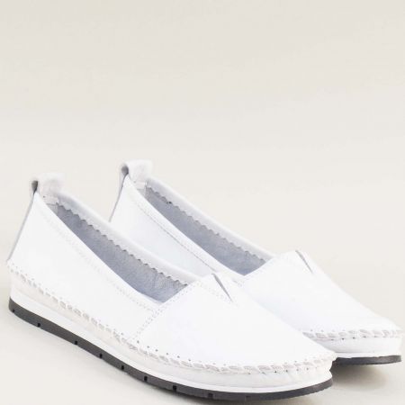 Равни дамски обувки в бял цвят  63b