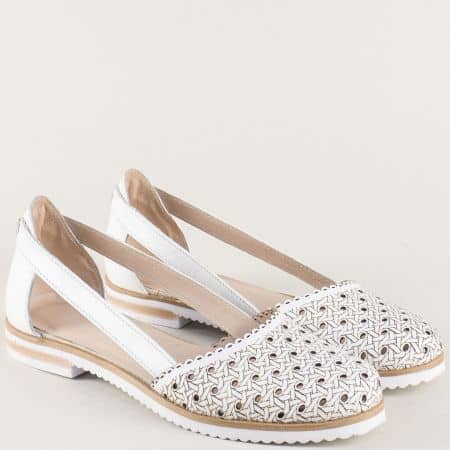 Бели равни дамски сандали от естествена кожа  6501720b