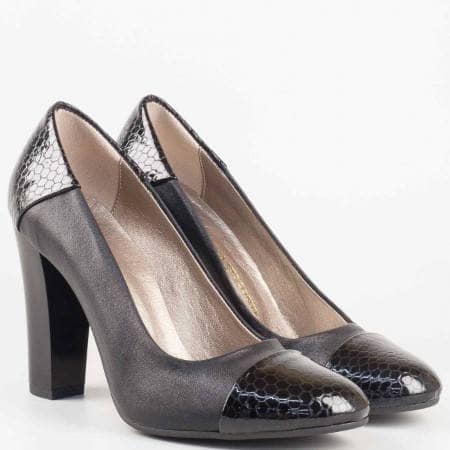 Дамски атрактивни обувки на висок ток с кроко лак в черен цвят 75chkch