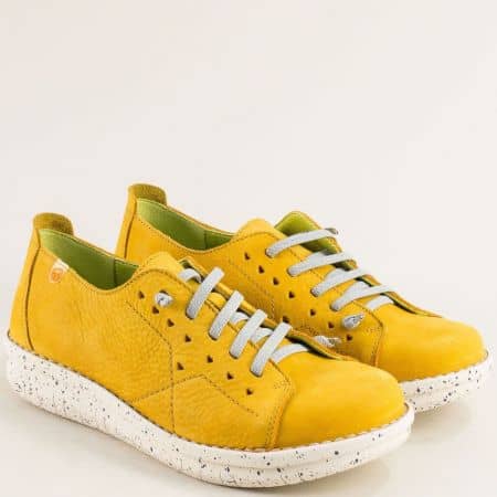 Дамски обувки с връзки от естествена кожа в жълто 7656nj