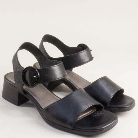 Стилни дамски сандали в черен цвят  с катарама на серден ток JANA 8-28705-001