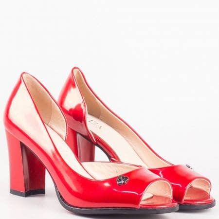 Червени дамски сандали с отворени пръсти на висок ток от червен лак и кожена стелка 8592lchv