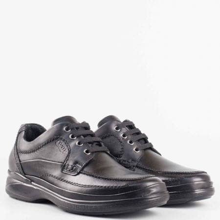 Мъжки комфортни обувки от висококачествена естествена кожа на български производител в черен цвят 8762ch