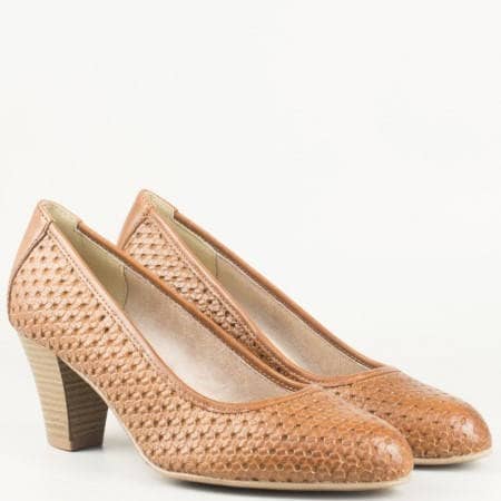 Дамски комфортни обувки от висококачествена естествена кожа на немския производител Jana в кафяв цвят 8822401k