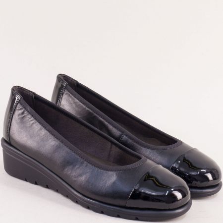 Черна обувка CAPRICE на платформа 922100chlch