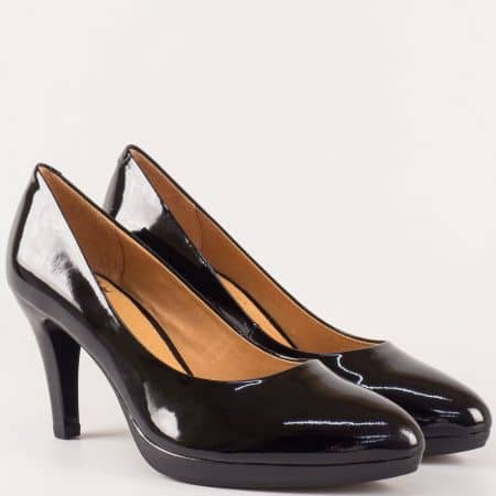 Лачени дамски обувки Caprice в черен цвят на висок ток 922410lch