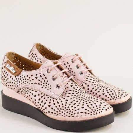 Перфорирани дамски обувки в розово естествена кожа 926313rz