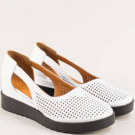 Бели дамски обувки на платформа естествена кожа 9292b